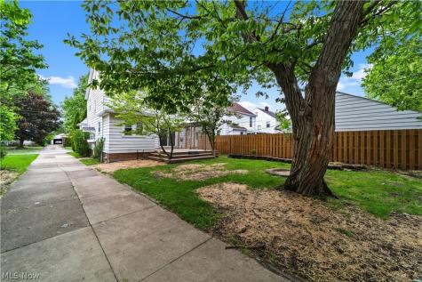 1409 Mayfield Ridge Road Mayfield Heights OH 44124