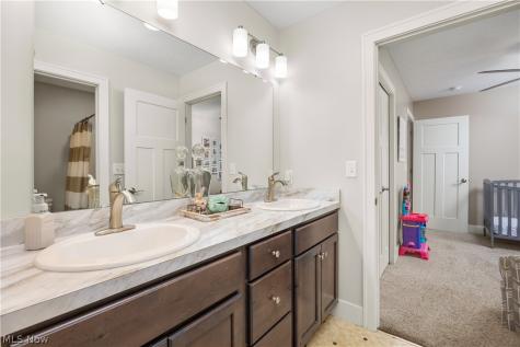 10333 Guilford Road Seville OH 44273