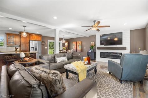 10333 Guilford Road Seville OH 44273