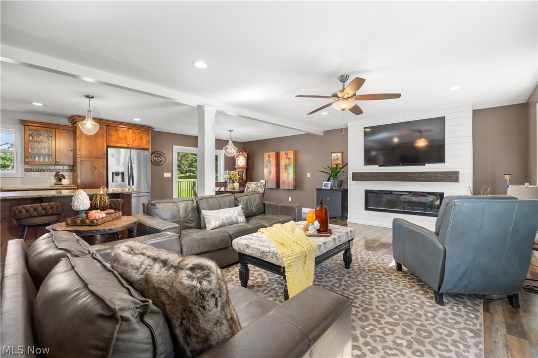 10333 Guilford Road Seville OH 44273