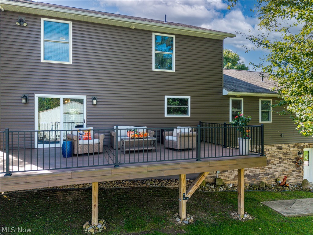 10333 Guilford Road Seville OH 44273