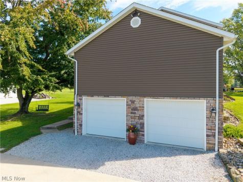 10333 Guilford Road Seville OH 44273