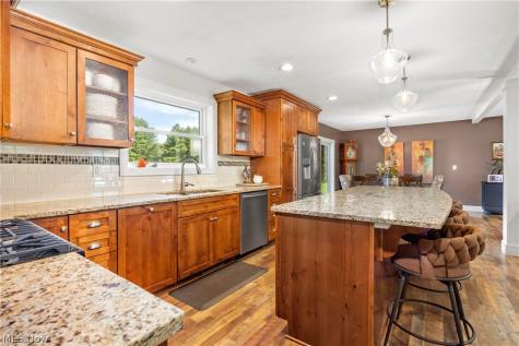 10333 Guilford Road Seville OH 44273