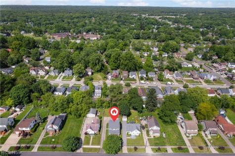 890 Winton Avenue Akron OH 44320