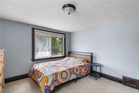890 Winton Avenue Akron OH 44320