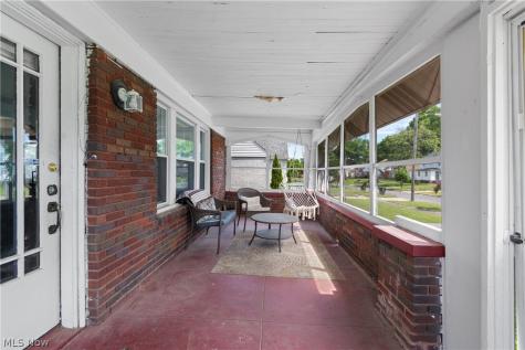 890 Winton Avenue Akron OH 44320