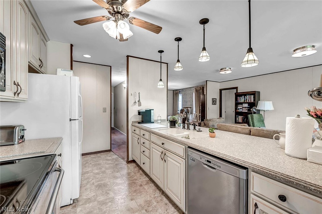 477 Cranston Drive Berea OH 44017
