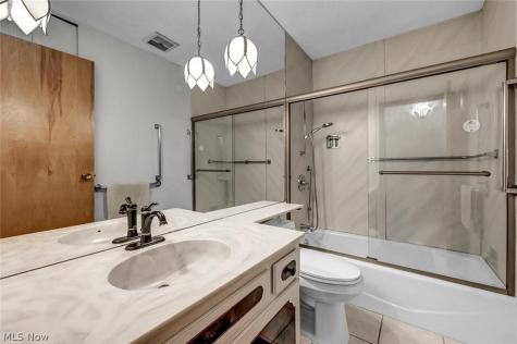 477 Cranston Drive Berea OH 44017