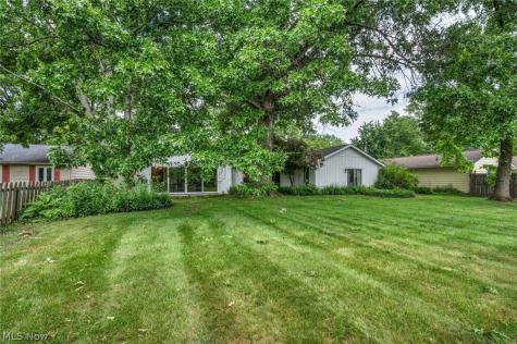 477 Cranston Drive Berea OH 44017
