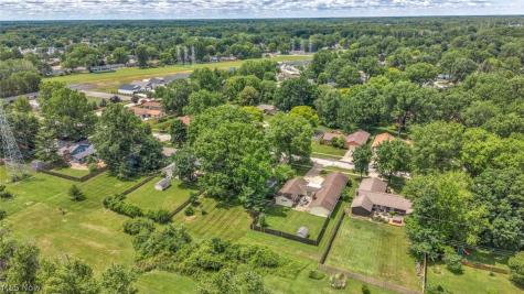 477 Cranston Drive Berea OH 44017