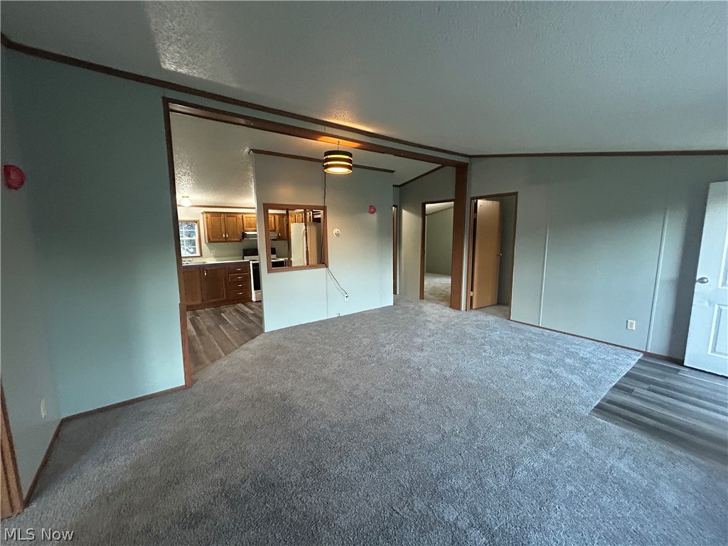 500 S Pleasant Grove Circle Zanesville OH 43701