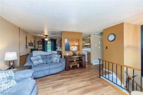 1404 Kendale Drive Akron OH 44314