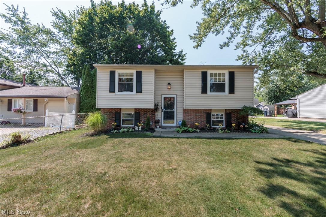 1404 Kendale Drive Akron OH 44314