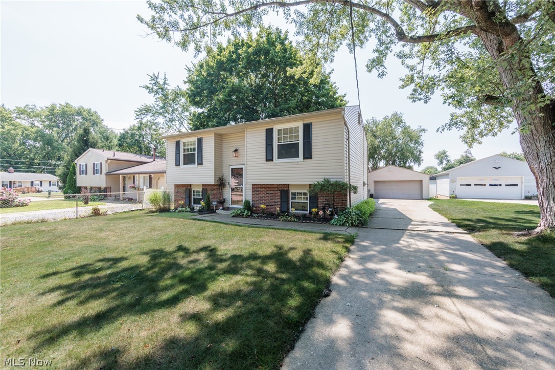 1404 Kendale Drive Akron OH 44314