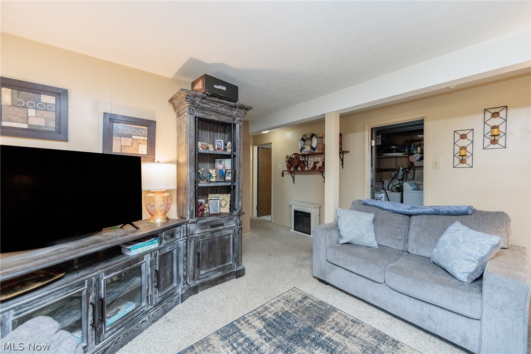 1404 Kendale Drive Akron OH 44314