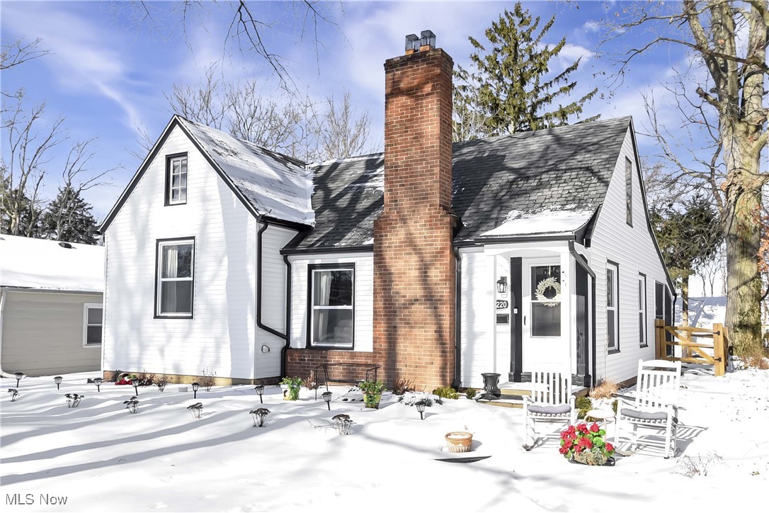 24220 Bruce Road Bay Village OH 44140