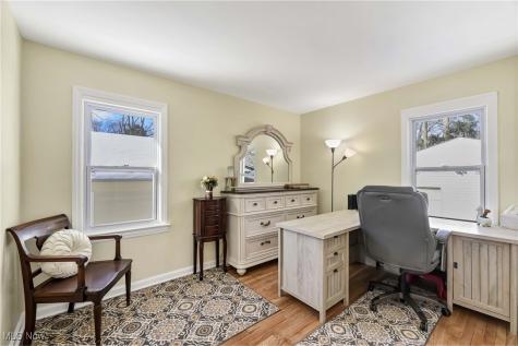 24220 Bruce Road Bay Village OH 44140