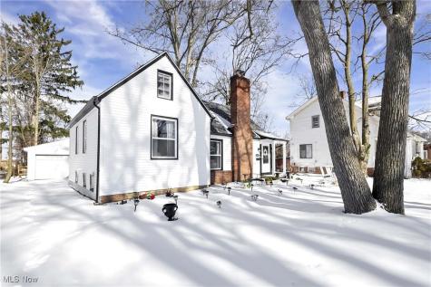 24220 Bruce Road Bay Village OH 44140