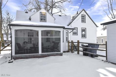 24220 Bruce Road Bay Village OH 44140