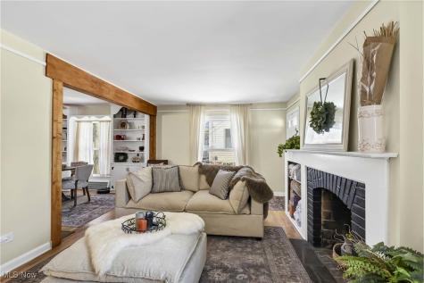 24220 Bruce Road Bay Village OH 44140