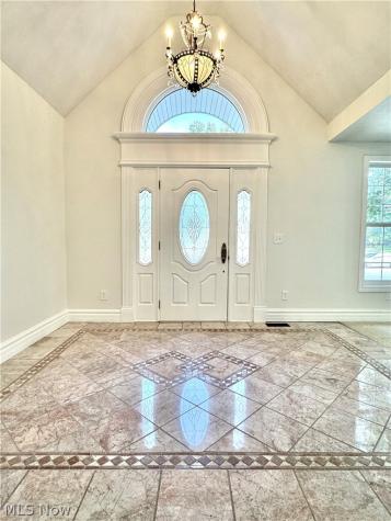7652 Center Street Mentor OH 44060