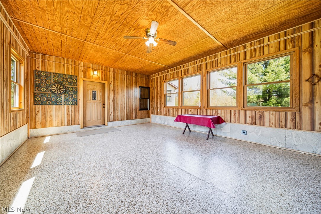16715 Nauvoo Road Middlefield OH 44062