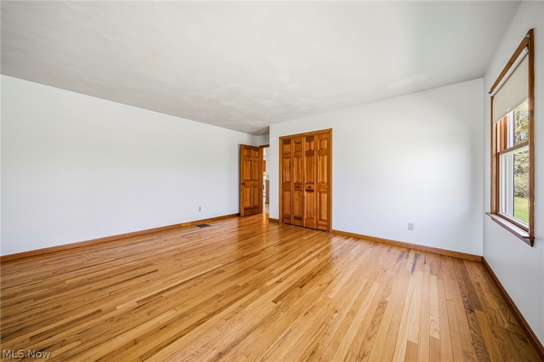 16715 Nauvoo Road Middlefield OH 44062