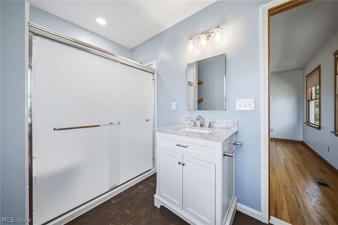 16715 Nauvoo Road Middlefield OH 44062
