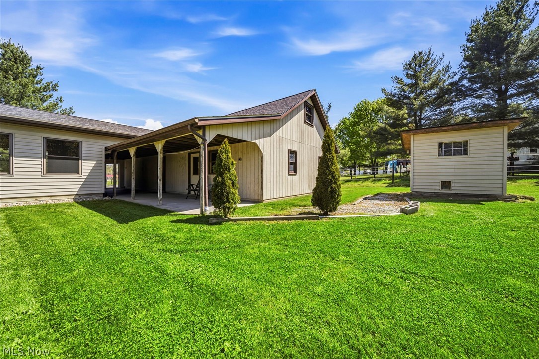 16715 Nauvoo Road Middlefield OH 44062