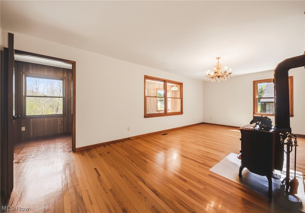 16715 Nauvoo Road Middlefield OH 44062