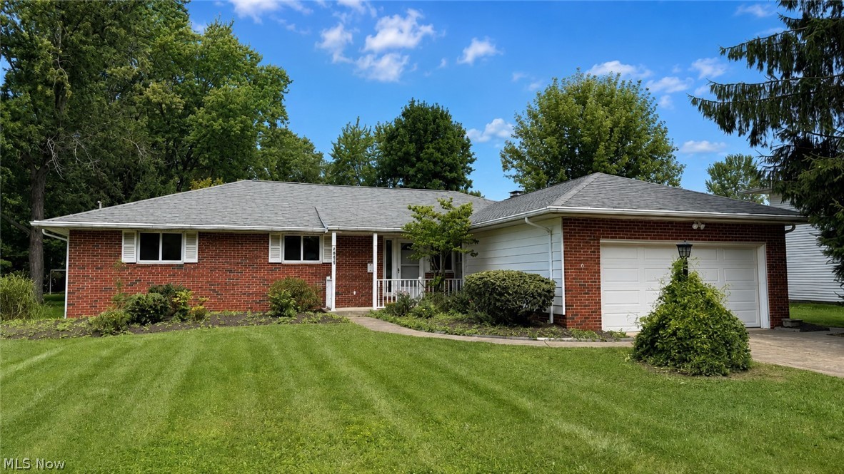 2021 Edenhall Drive Lyndhurst OH 44124