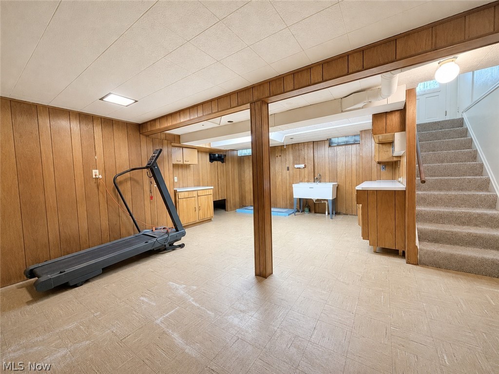 2021 Edenhall Drive Lyndhurst OH 44124
