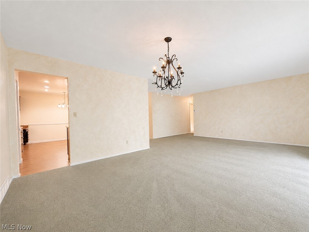2021 Edenhall Drive Lyndhurst OH 44124