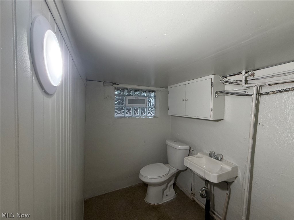 4202 Gifford Avenue Cleveland OH 44109
