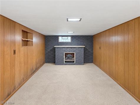 4202 Gifford Avenue Cleveland OH 44109
