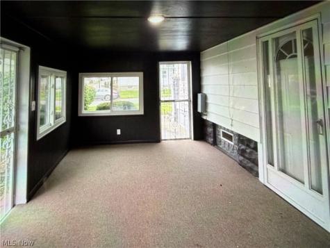 4202 Gifford Avenue Cleveland OH 44109