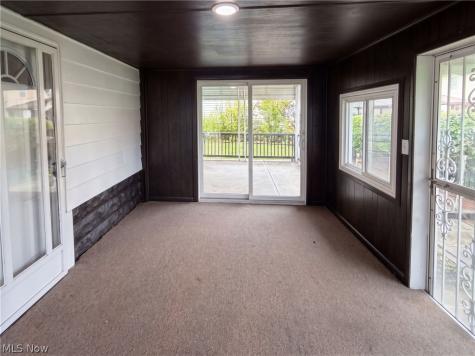 4202 Gifford Avenue Cleveland OH 44109