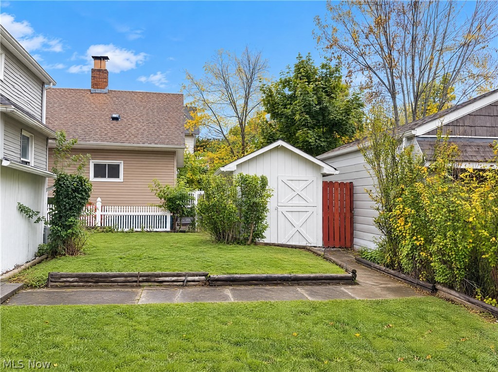 4202 Gifford Avenue Cleveland OH 44109