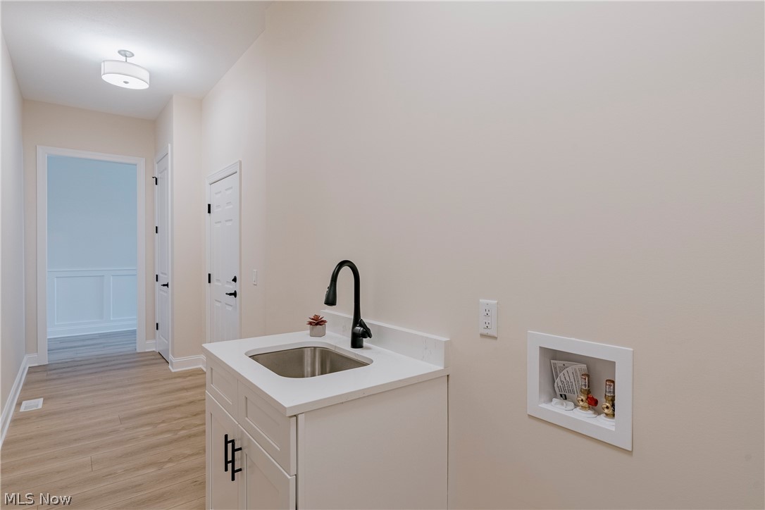 6469 N Cobblestone Road Mayfield Village OH 44143