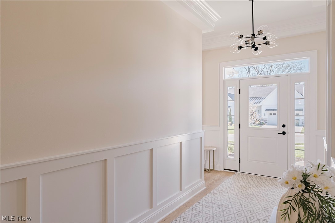 6469 N Cobblestone Road Mayfield Village OH 44143