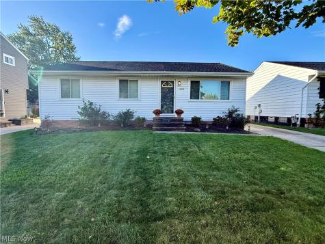865 Pelley Drive Cleveland OH 44109