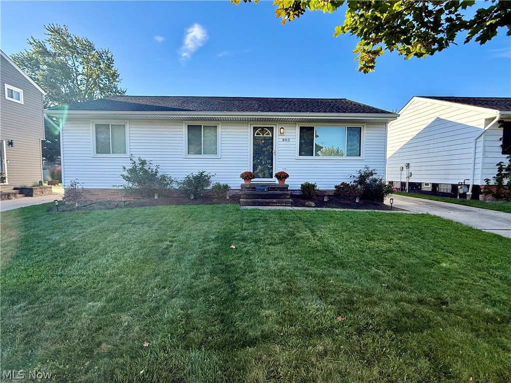 865 Pelley Drive Cleveland OH 44109