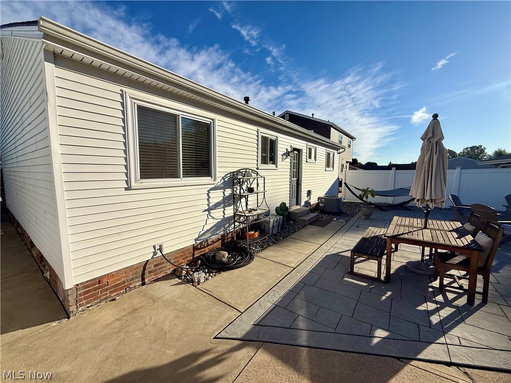 865 Pelley Drive Cleveland OH 44109