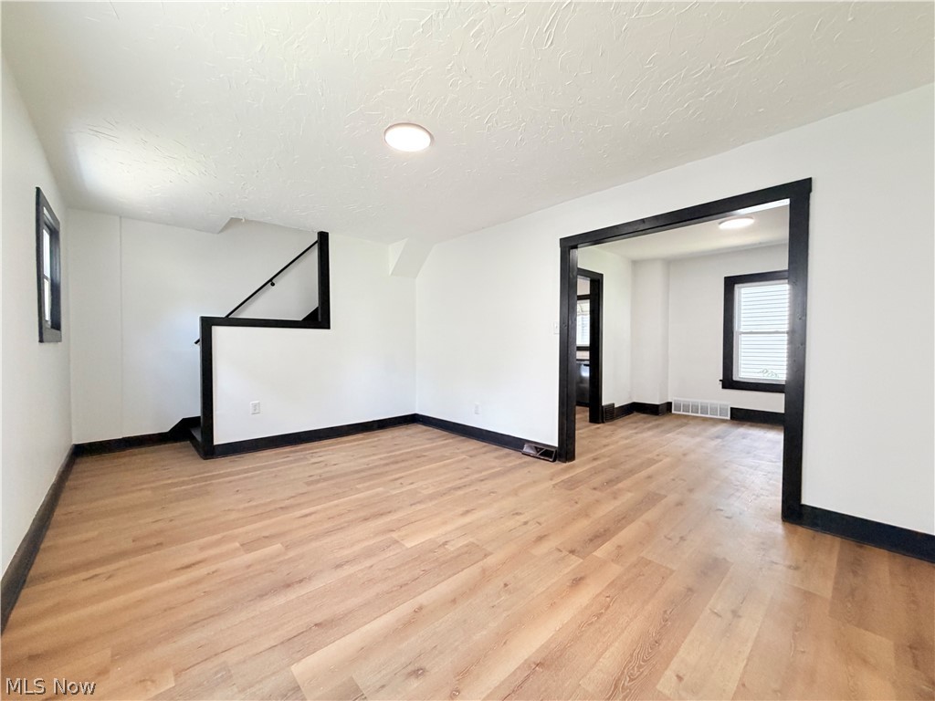 2176 Stone Street Cuyahoga Falls OH 44221