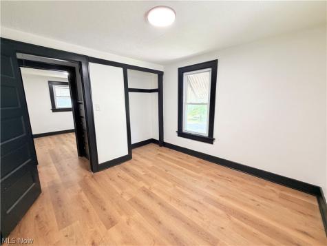 2176 Stone Street Cuyahoga Falls OH 44221