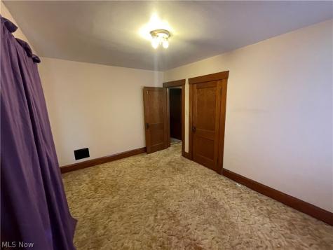 127 Manchester Avenue Youngstown OH 44509