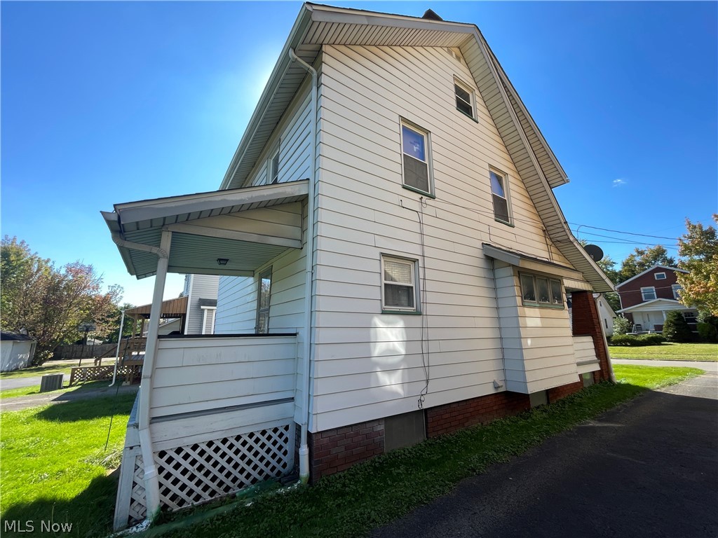127 Manchester Avenue Youngstown OH 44509
