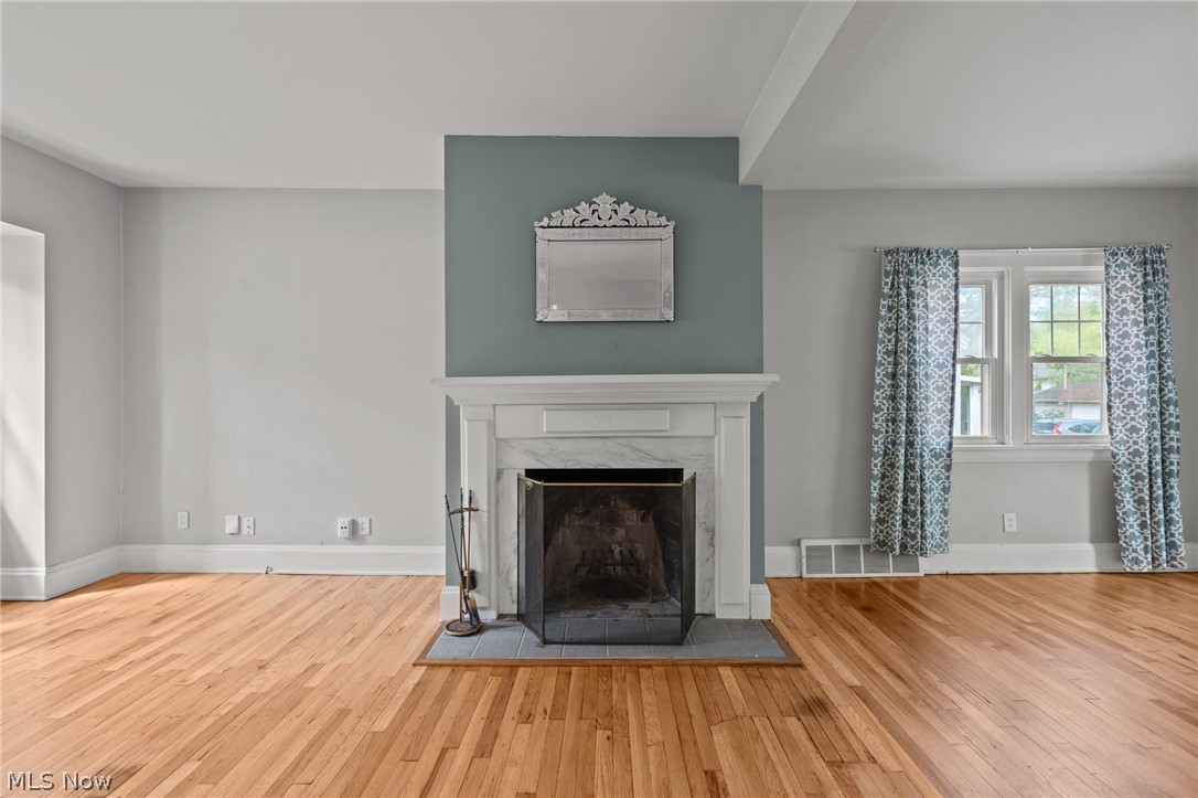 2249 Briarwood Road Cleveland Heights OH 44118