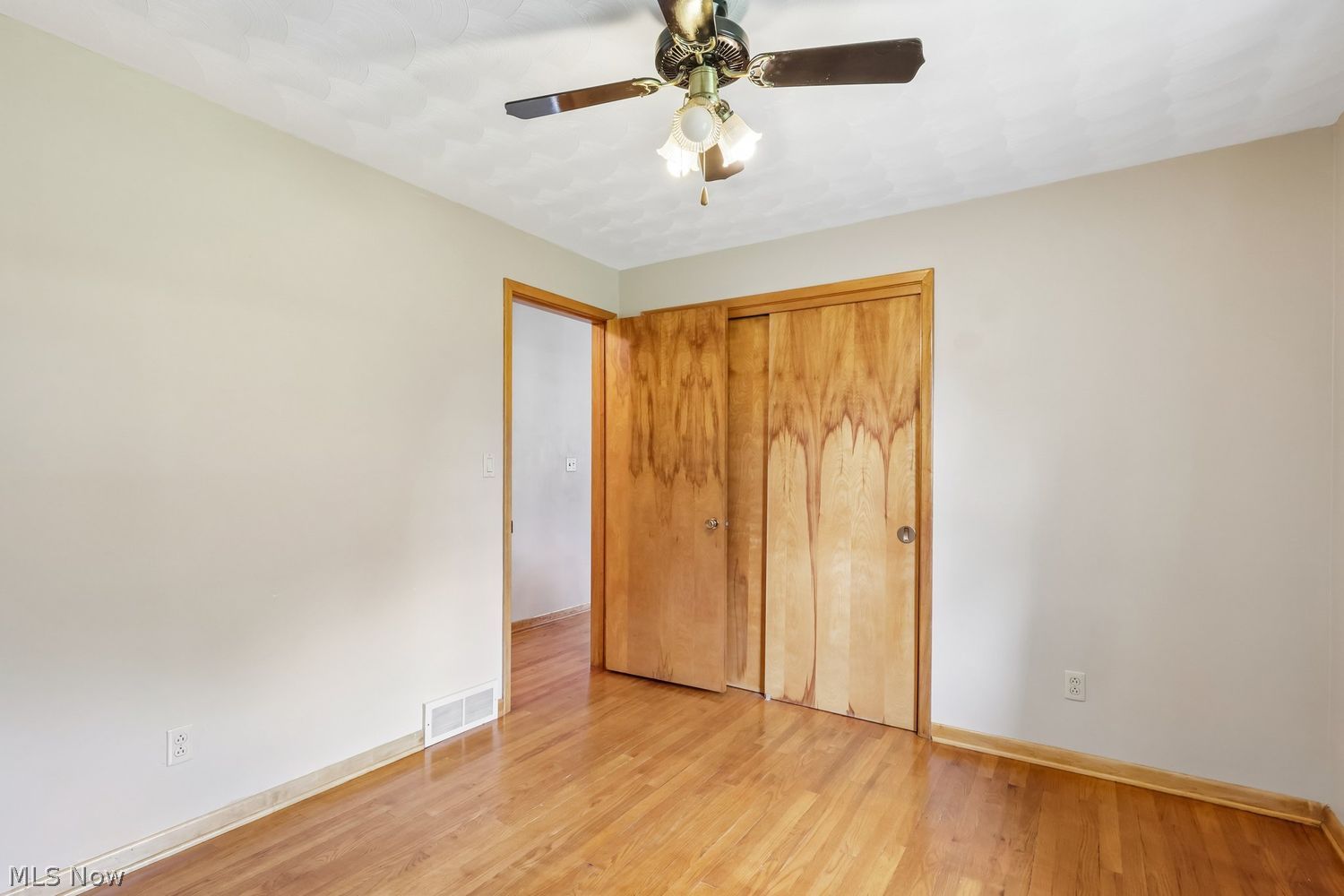 3831 Hugh Street NW Uniontown OH 44685