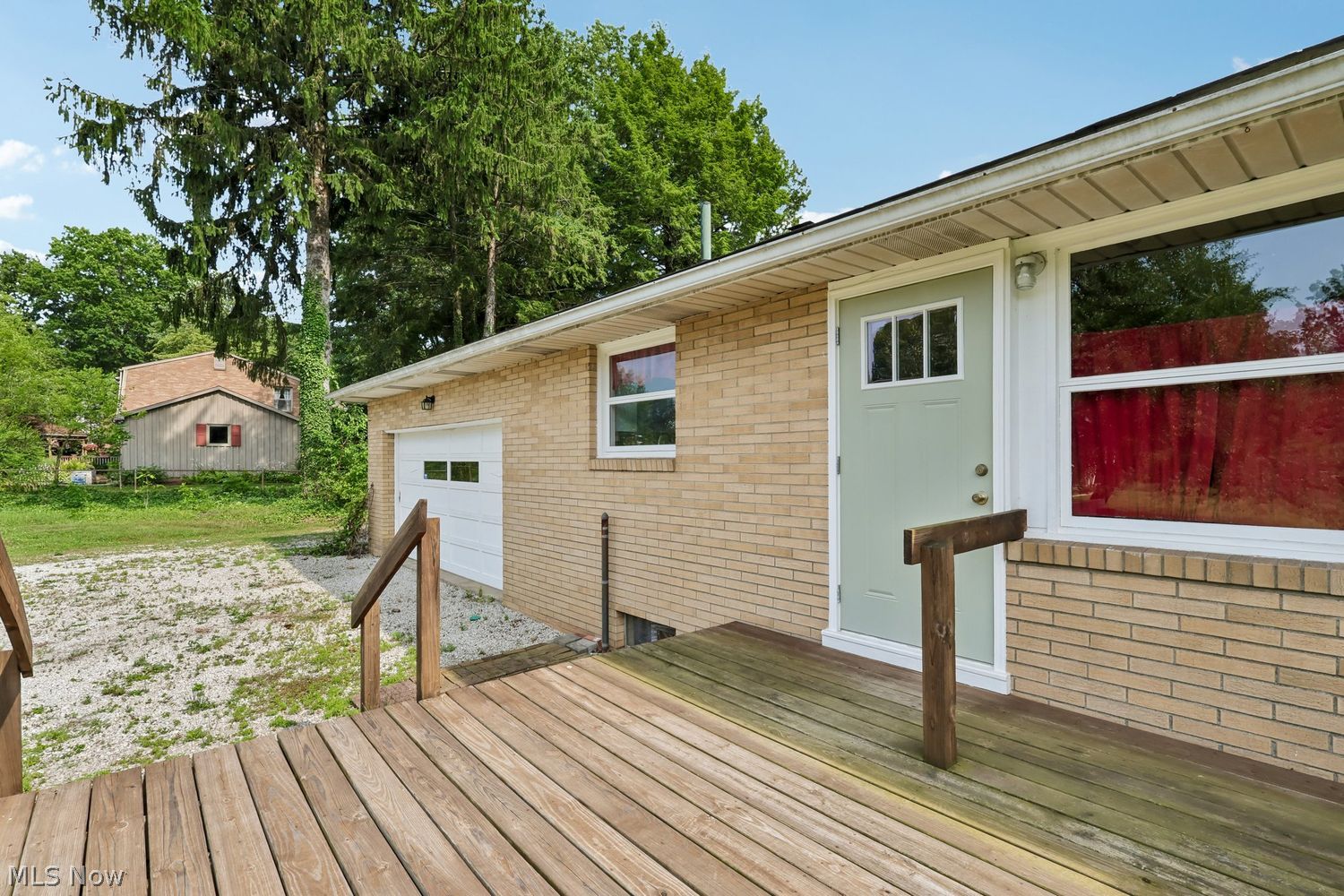 3831 Hugh Street NW Uniontown OH 44685